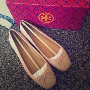 NIB Tory Burch Laila 2 Leather Driver Flat 8
